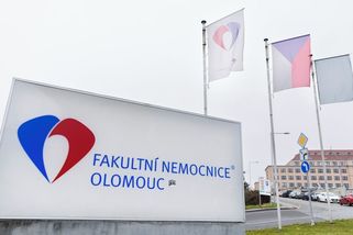 Vizita: Řezat do zdravých lidí se nesmí. Olomoucká kauza je zlý strašák - Seznam Zprávy